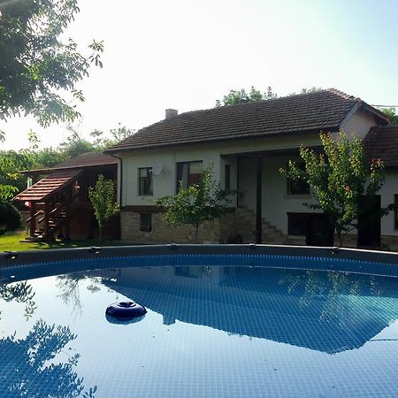 Krai Potoka Otel Krushuna Dış mekan fotoğraf
