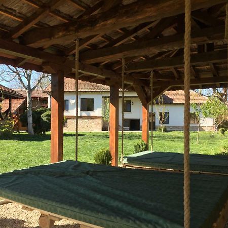 Krai Potoka Otel Krushuna Dış mekan fotoğraf