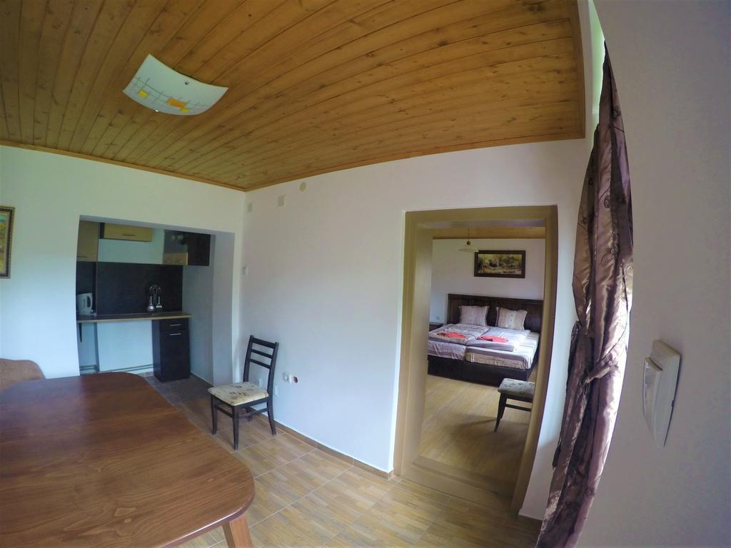 Krai Potoka Otel Krushuna Dış mekan fotoğraf